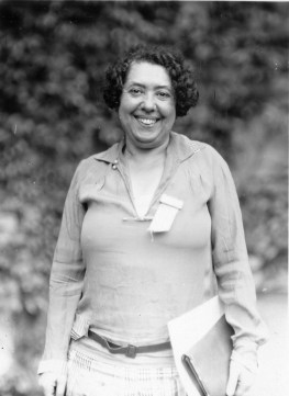 Lina_Solomonova_Stern_(1878-1968)_(12484743704)